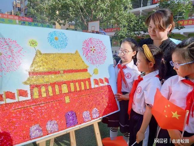 不到九万买插混轿车！这两款人气爆满 选五菱还是比亚迪？