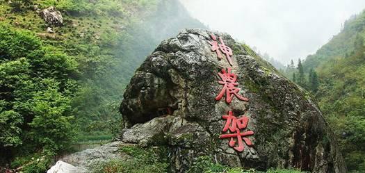 于海田春节前走访慰问时强调:真正把党和政府的温暖送到千家万户